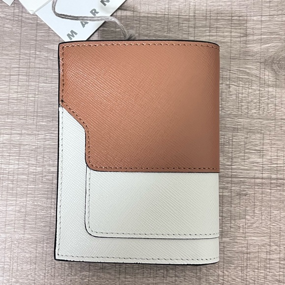 Marni saffiano leather bi-fold wallet - Picture 3 of 7